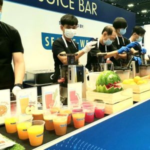 live juice pressing stations
